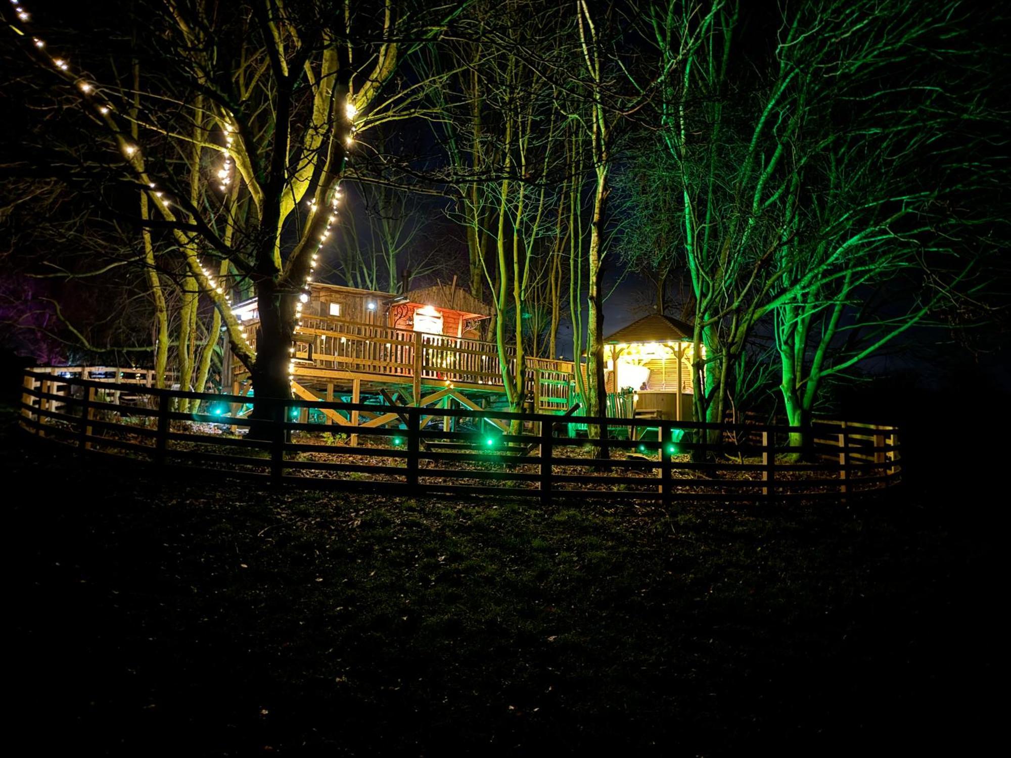 Burtree Country House, Tipi'S, Treehouse & Lodge & House Rooms With Hot Tubs In A Private Garden Thirsk Ngoại thất bức ảnh