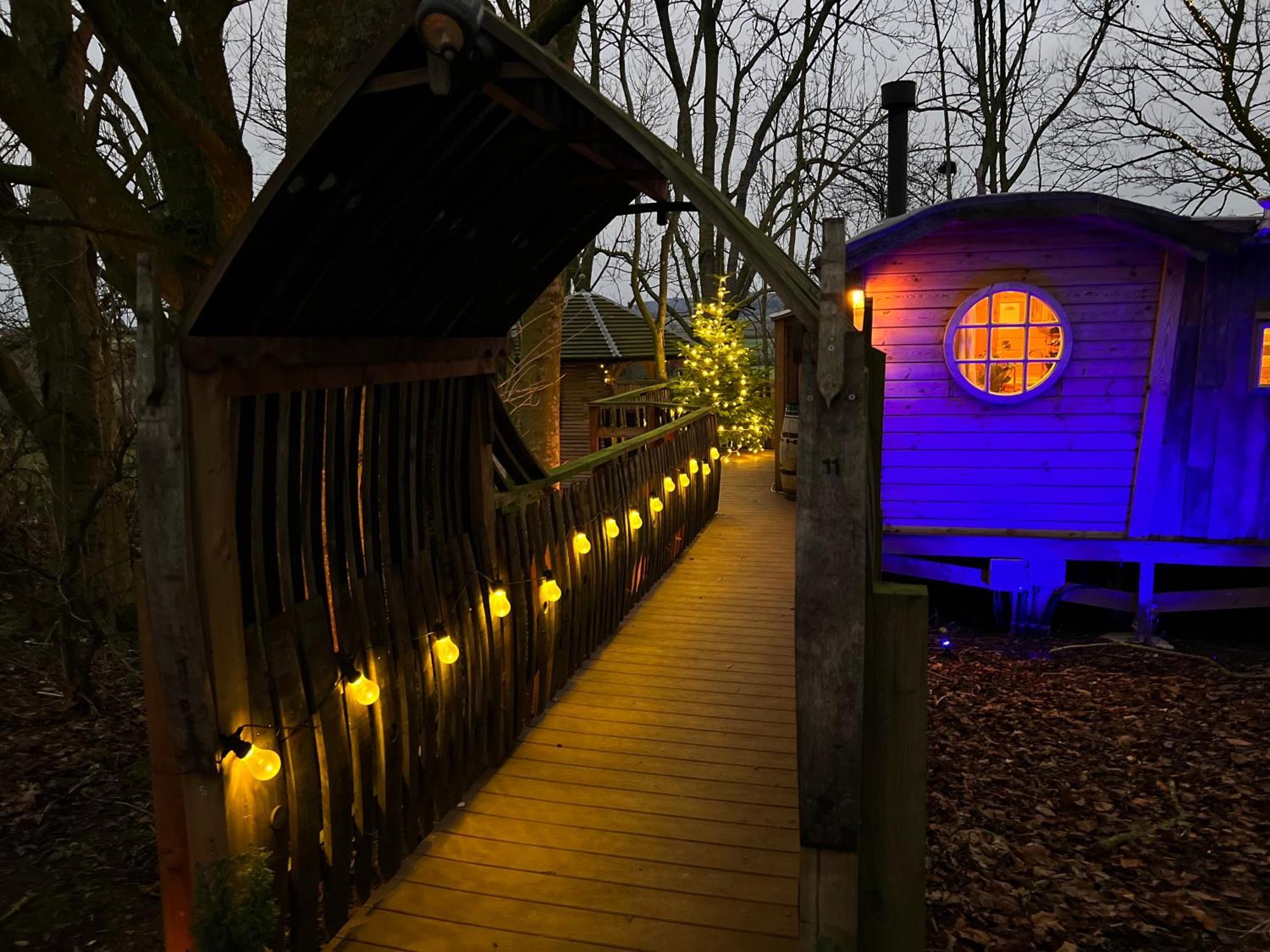 Burtree Country House, Tipi'S, Treehouse & Lodge & House Rooms With Hot Tubs In A Private Garden Thirsk Ngoại thất bức ảnh