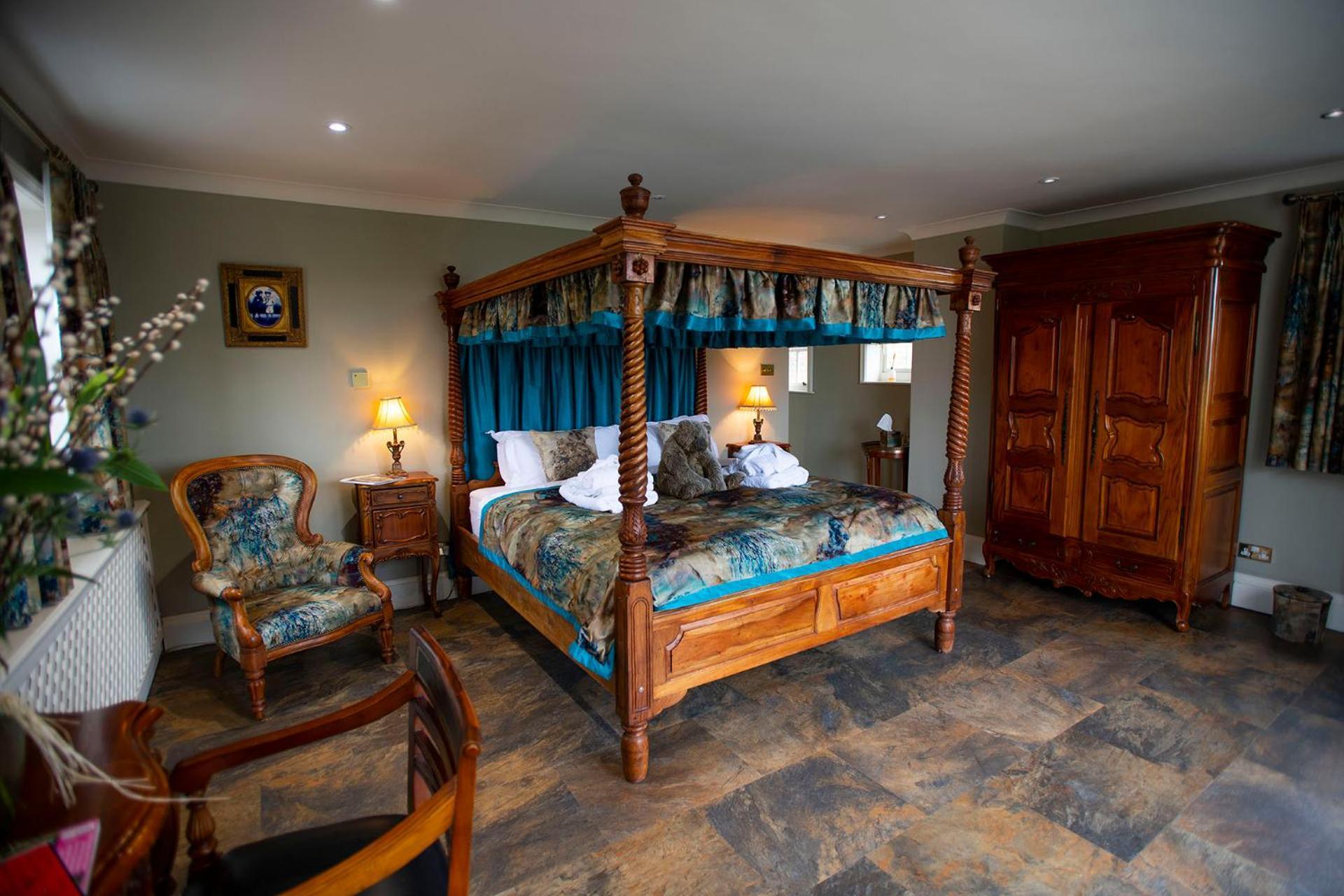 Burtree Country House, Tipi'S, Treehouse & Lodge & House Rooms With Hot Tubs In A Private Garden Thirsk Ngoại thất bức ảnh